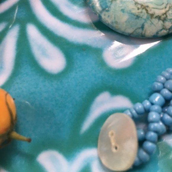 Turquoise ,NWOT, Stone,  Pendant with seed beads - Picture 3 of 5